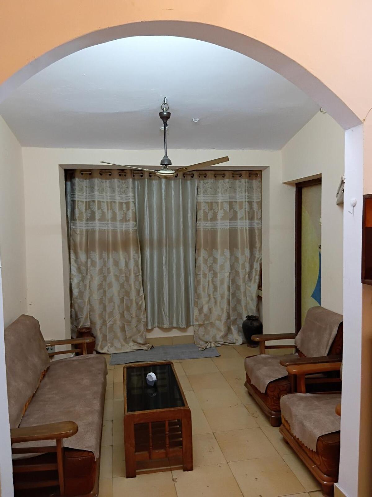 Geeta Apartment *